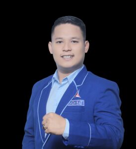 SATU DAPIL DENGAN ANAK BUPATI, ANAK PETANI DI INUMAN OPTIMIS NYALEG
