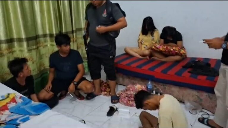 Lagi Asyik Dikamar Penginapan, Kedua Pemuda Ditangkap di Hotel Kuansing